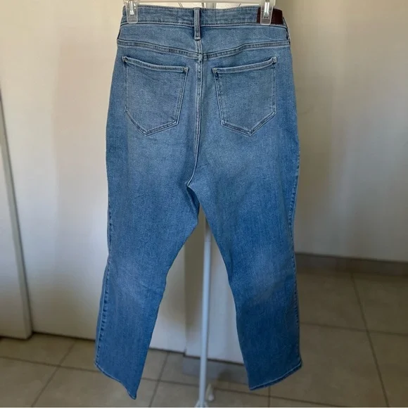 Hollister curvy ultra high-rise skinny ankle denim jeans - Picture 2 of 7